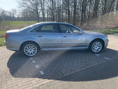 Audi A8 D3 4.2 V8 2006