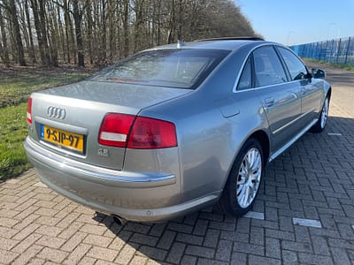 Audi A8 D3 4.2 V8 2006