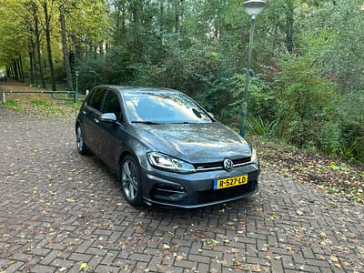 Volkswagen Golf 1.4 TSI 125pk 5D 2017 Grijs 2x R-line