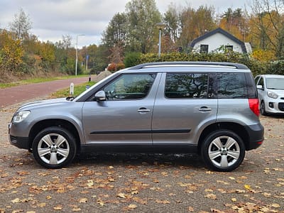 Skoda Yeti, 1.2 TSI Tour|Clima|NAVI|CruiseControle|PDC|Trekhaak|Stuurbediening|NAP|Hoge instap