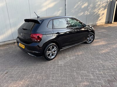 Volkswagen polo R-line