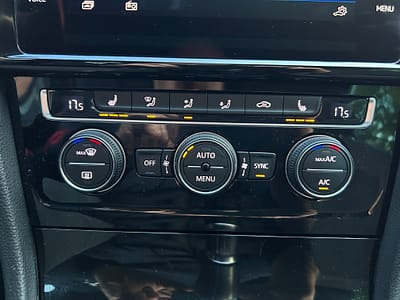 Volkswagen Golf 1.4 TSI 125pk 5D 2017 Grijs 2x R-line