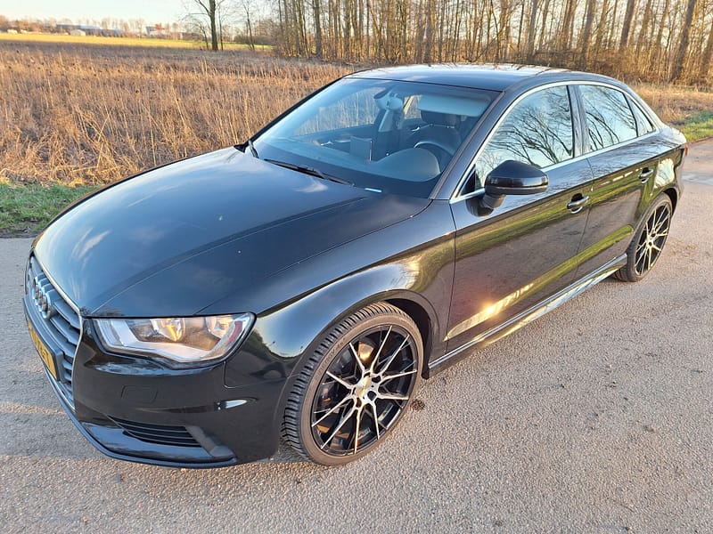 Audi A3 1.6TDI LIMOUSINE