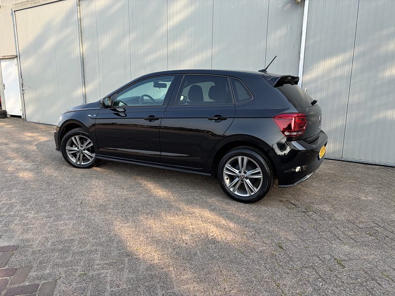 Volkswagen polo R-line