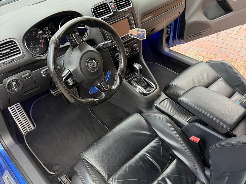 Volkswagen golf6 R20