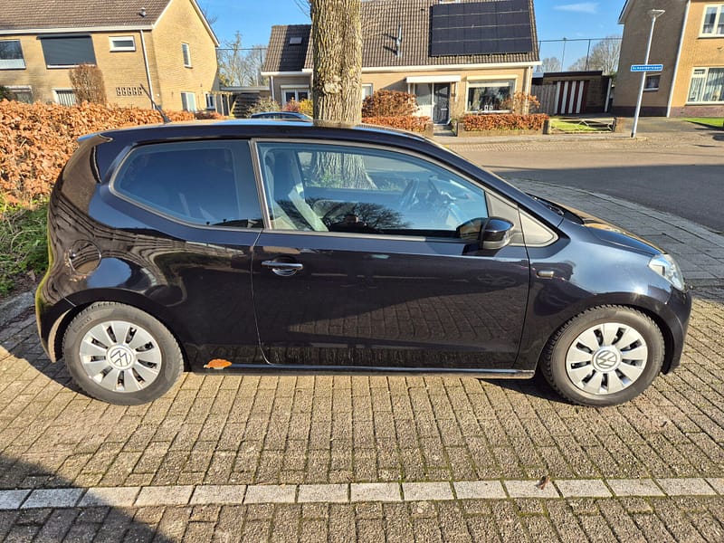 Volkswagen Up