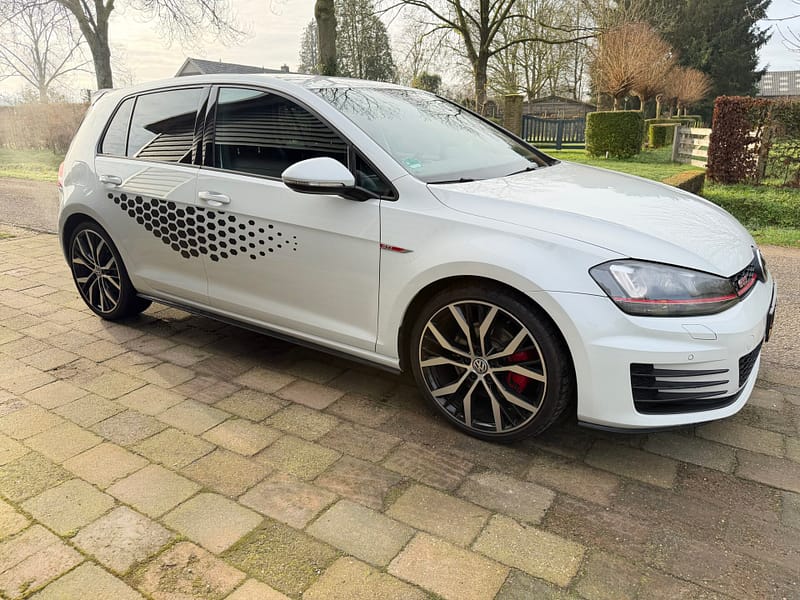 VW GOLF GTI 2016 MTM bull